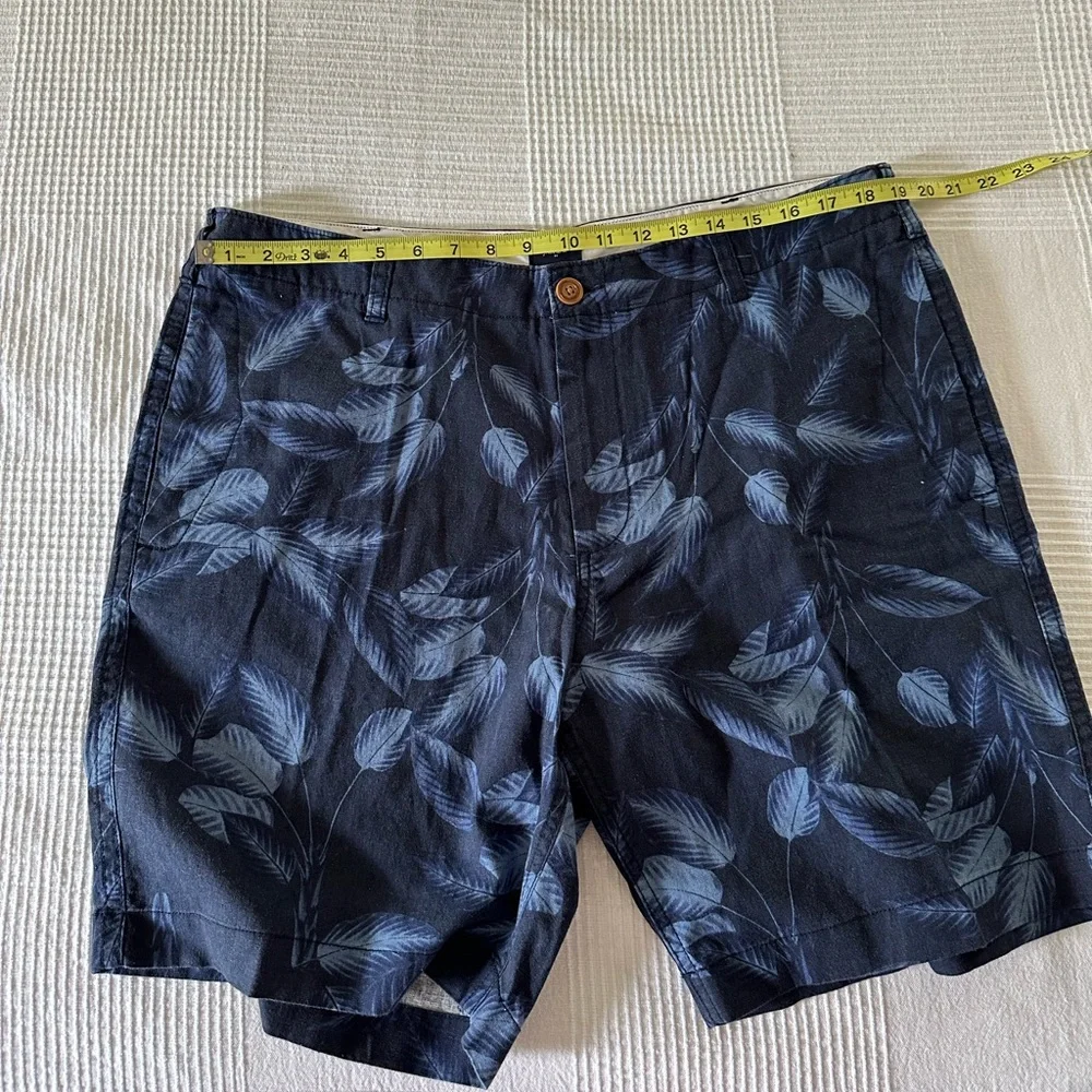 NWT J. Crew Linen Cotton Shorts Mens Navy Blue Floral Hawaiian Casual, Sz 38